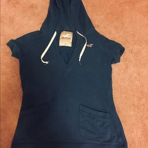 Hollister shirt with hood